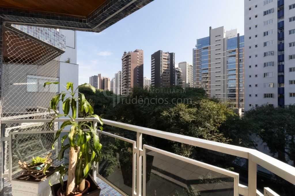 Apartamento com 3 suítes à venda no Água Verde - Curitiba PR
