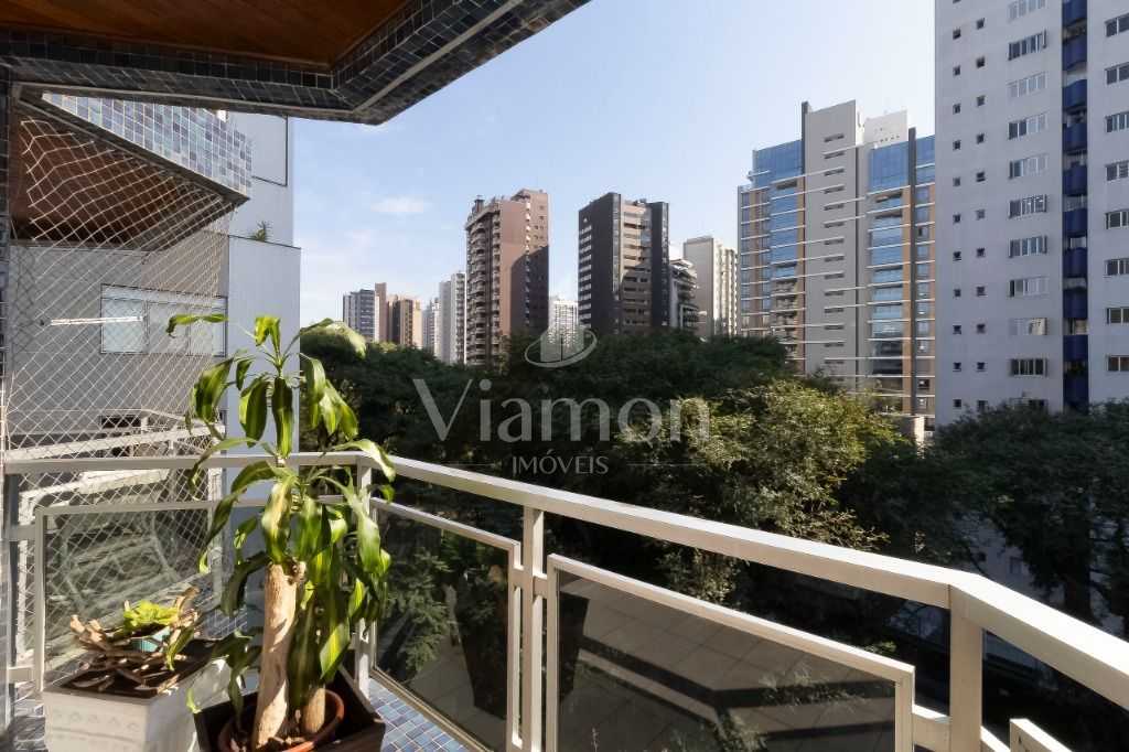 Apartamento com 3 suítes à venda no Água Verde - Curitiba PR