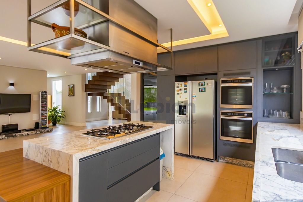 Casa com 5 dormitórios com elevador à venda Alphaville Gracios...