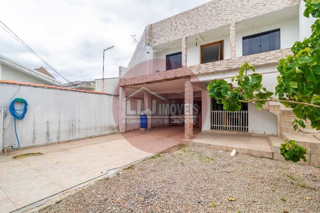Sobrado com 5 dormitórios à venda, 188 m  por R  560.000,00 - Uberaba - Curitiba PR