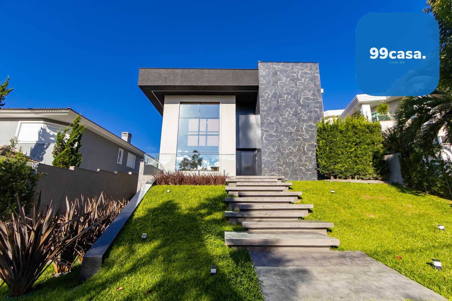 Casa 4 Quartos e 6 banheiros à Venda no Alphaville Pinheiros, ...