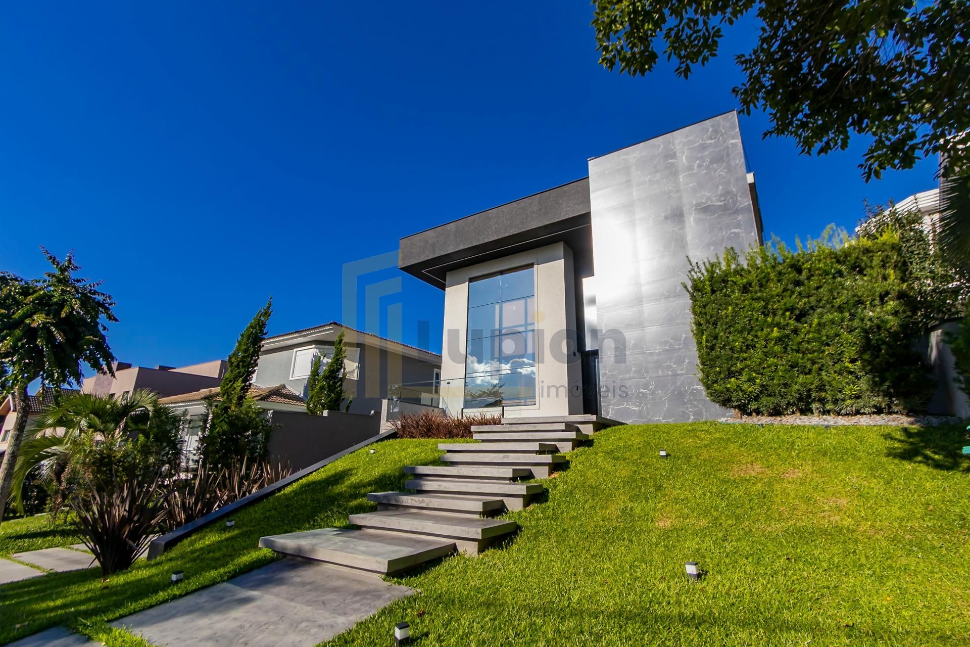 Casa 4 Quartos e 6 banheiros à Venda no Alphaville Pinheiros, ...