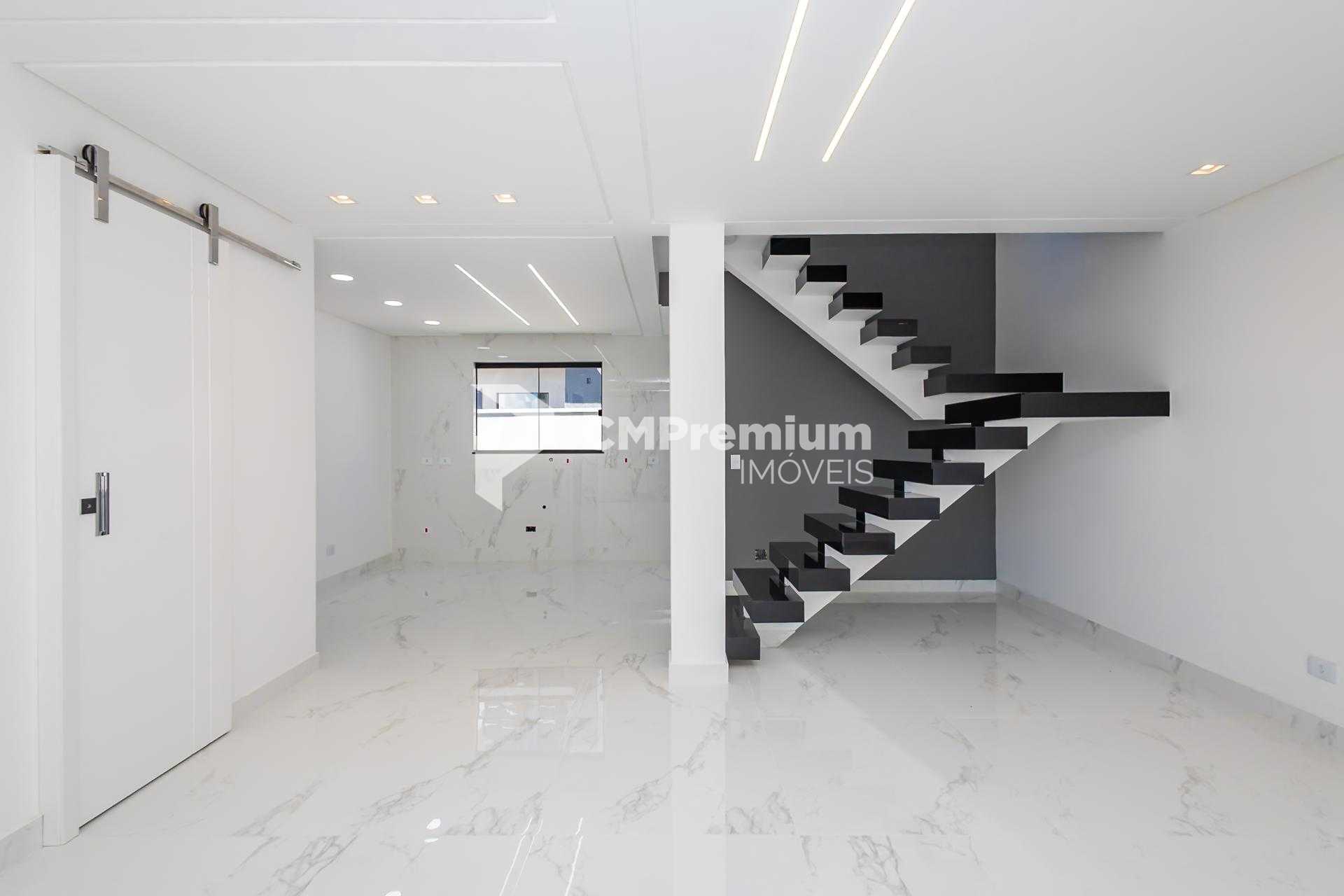 Lindo sobrado triplex, 104m  por R  680000 .- Bairro Alto - Cu...