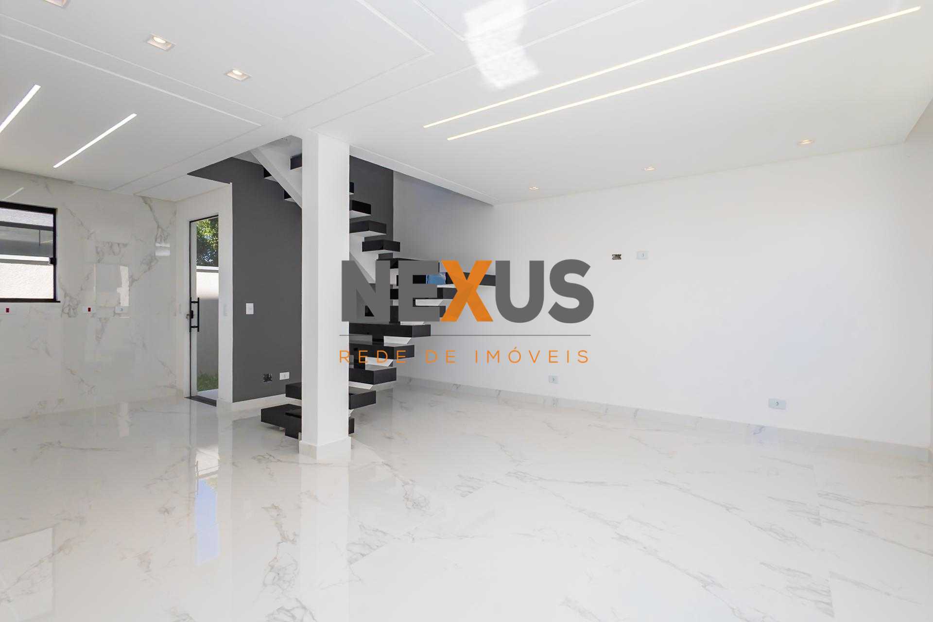 Lindo sobrado triplex, 104m  por R  680000 .- Bairro Alto - Cu...