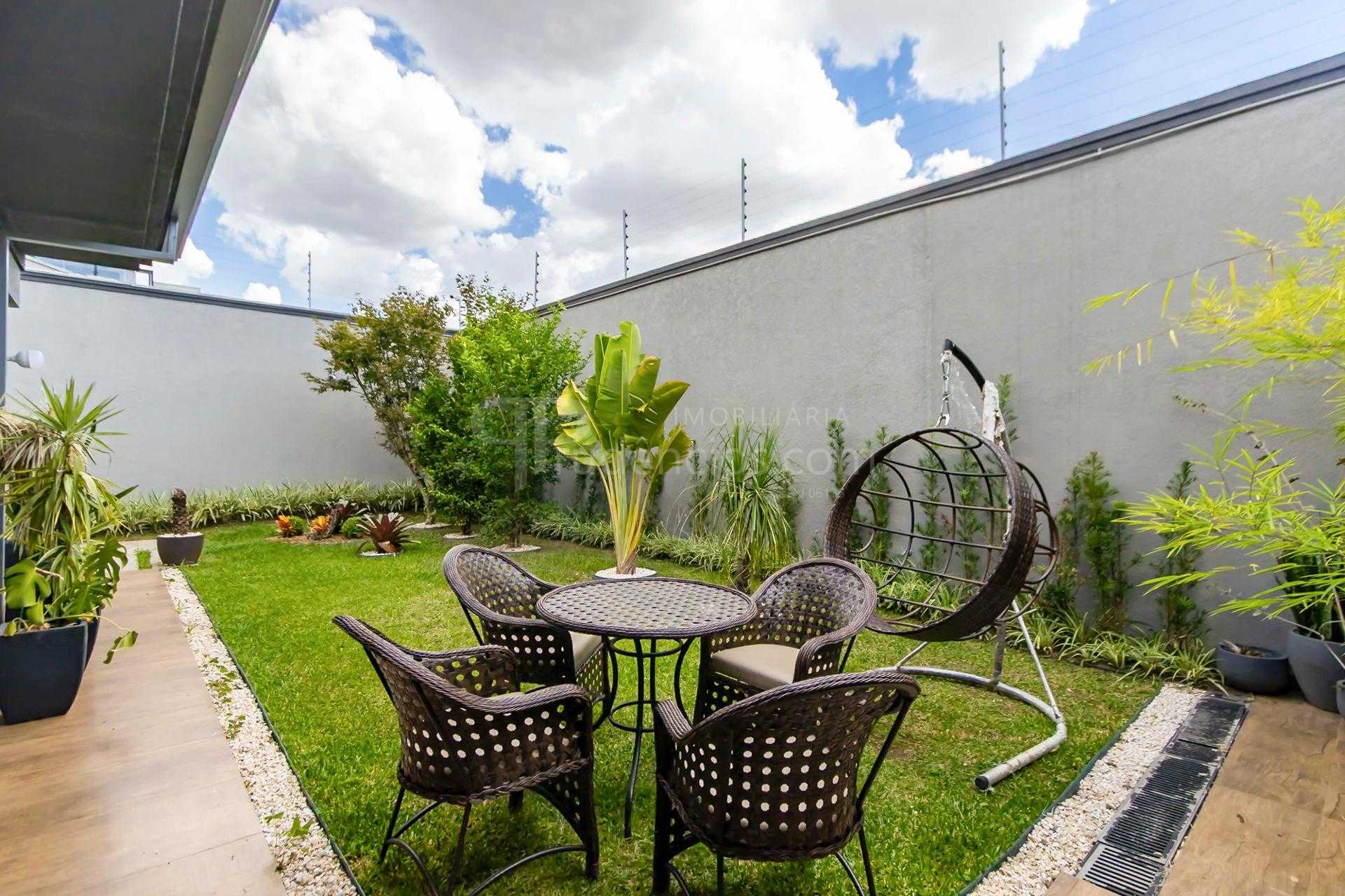 Casa Alto Padrão à venda no Jardim das Américas, CURITIBA - PR