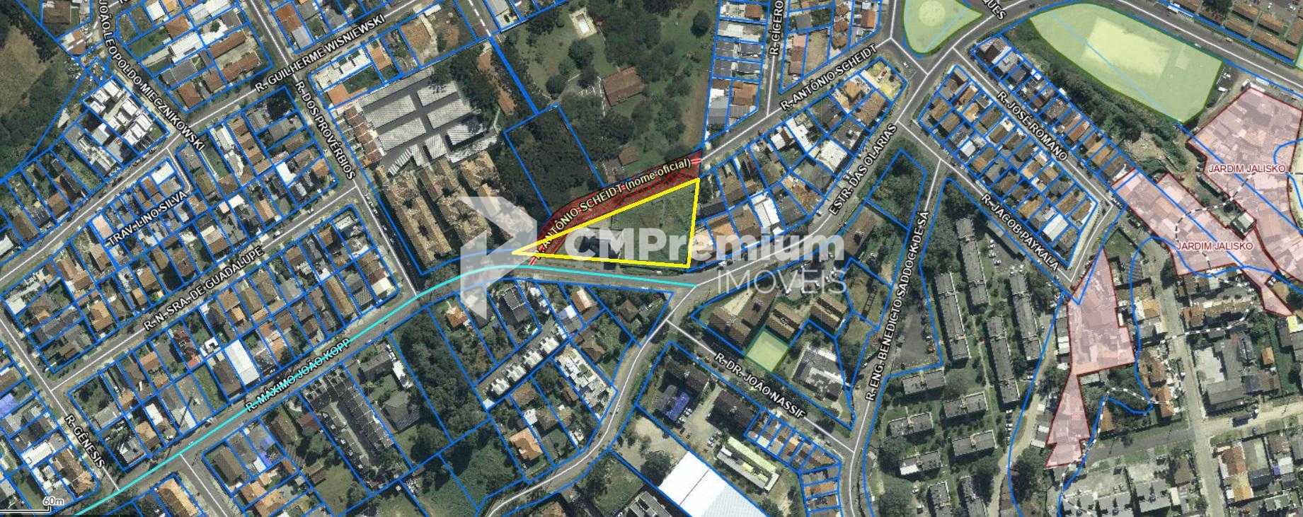 Excelente terreno ZR2 de esquina entre Santa Candida e Atuba