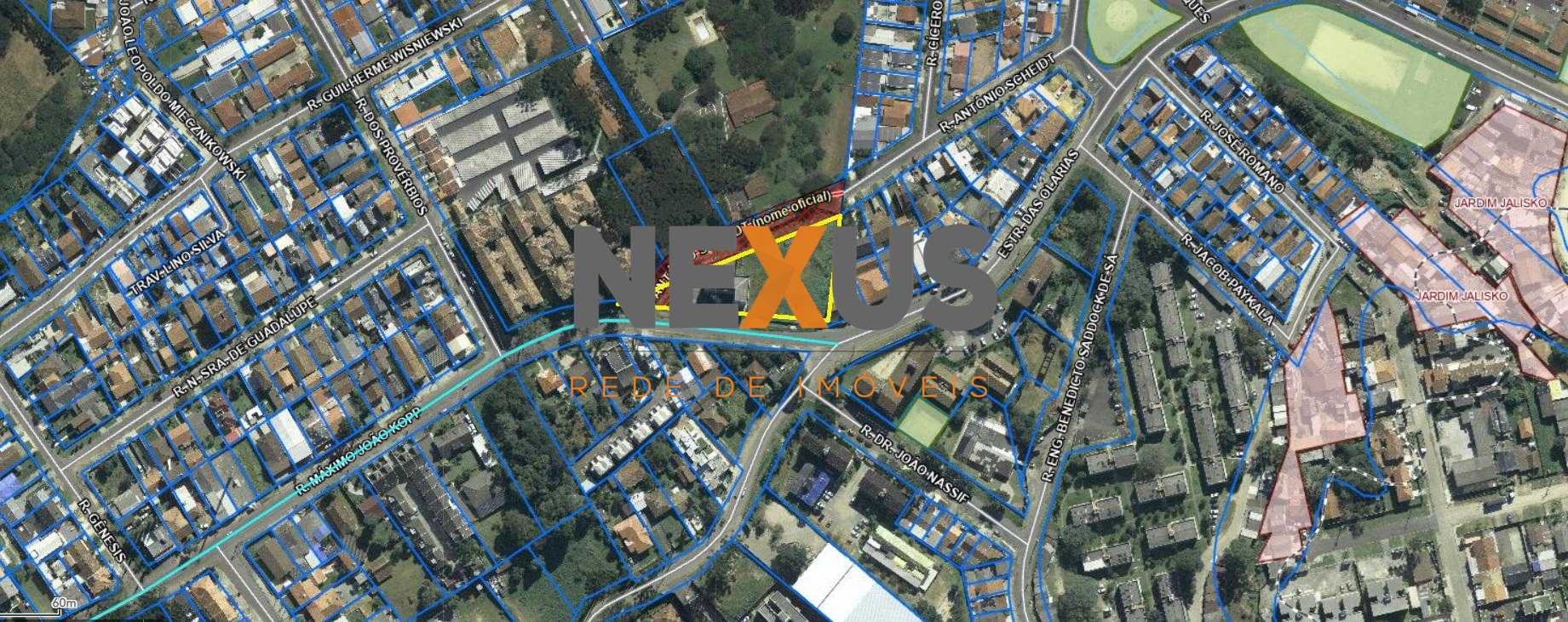 Excelente terreno ZR2 de esquina entre Santa Candida e Atuba