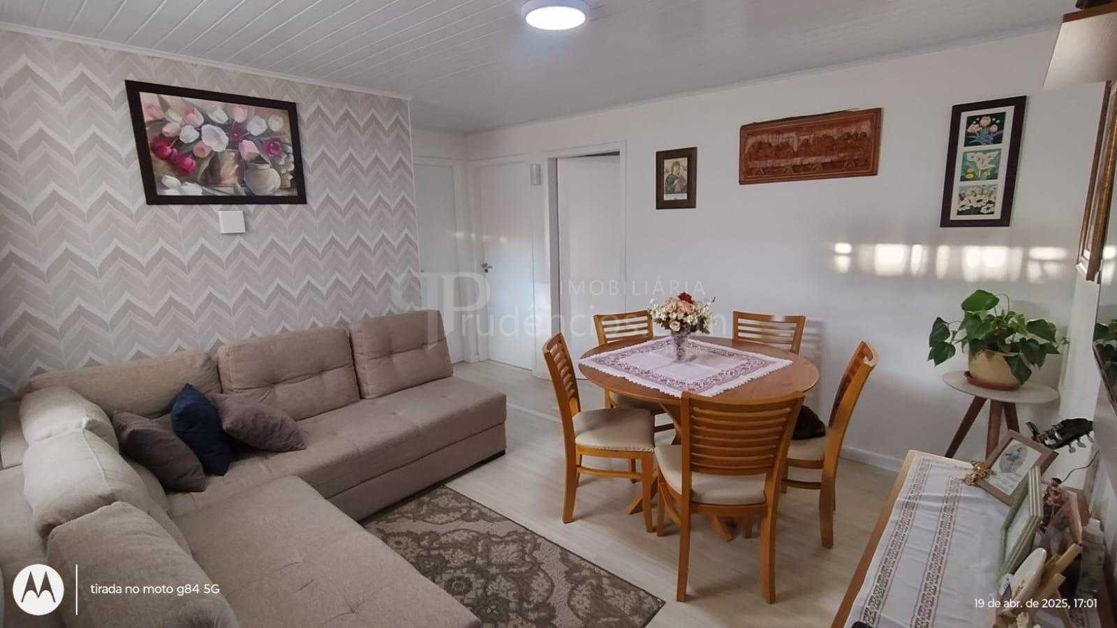 Apartamento com 2 dormitórios à venda,  bairro Uberaba, CURITI...
