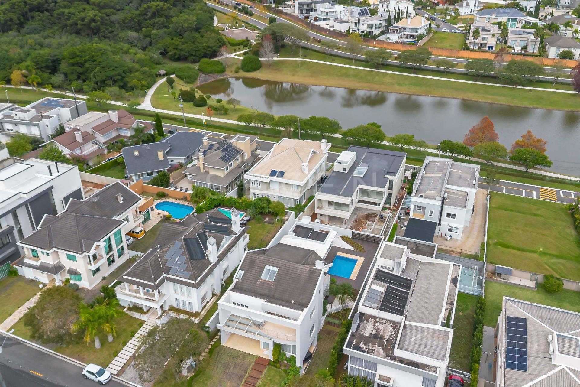 Casa à venda 4 dorm, 4 vagas e piscina no Alphaville Graciosa,...