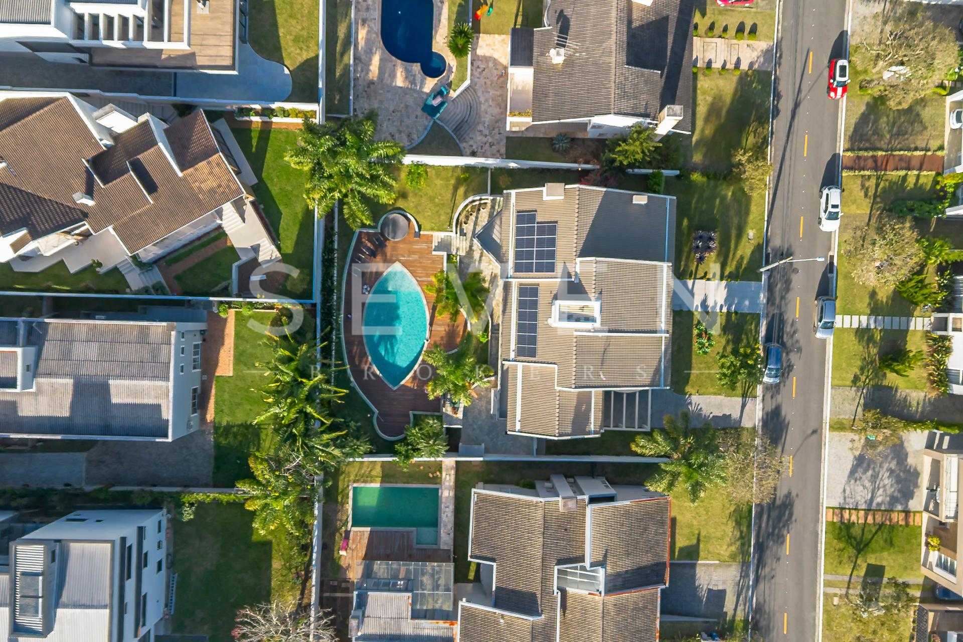 Casa  em  Alphaville Graciosa com 1.123 m  de terreno e quase ...