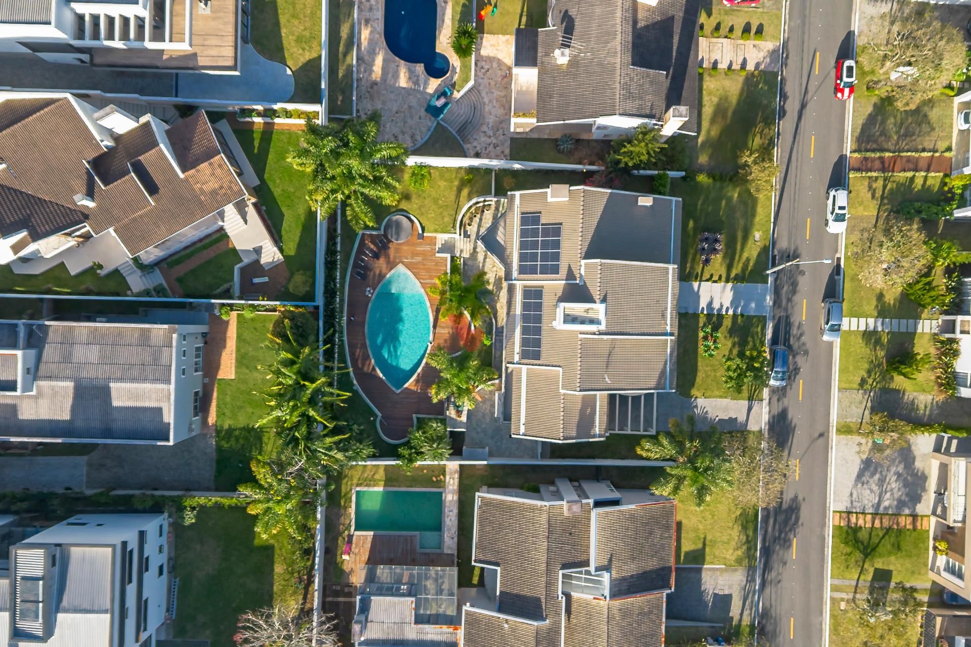 Casa  em  Alphaville Graciosa com 1.123 m  de terreno e quase ...