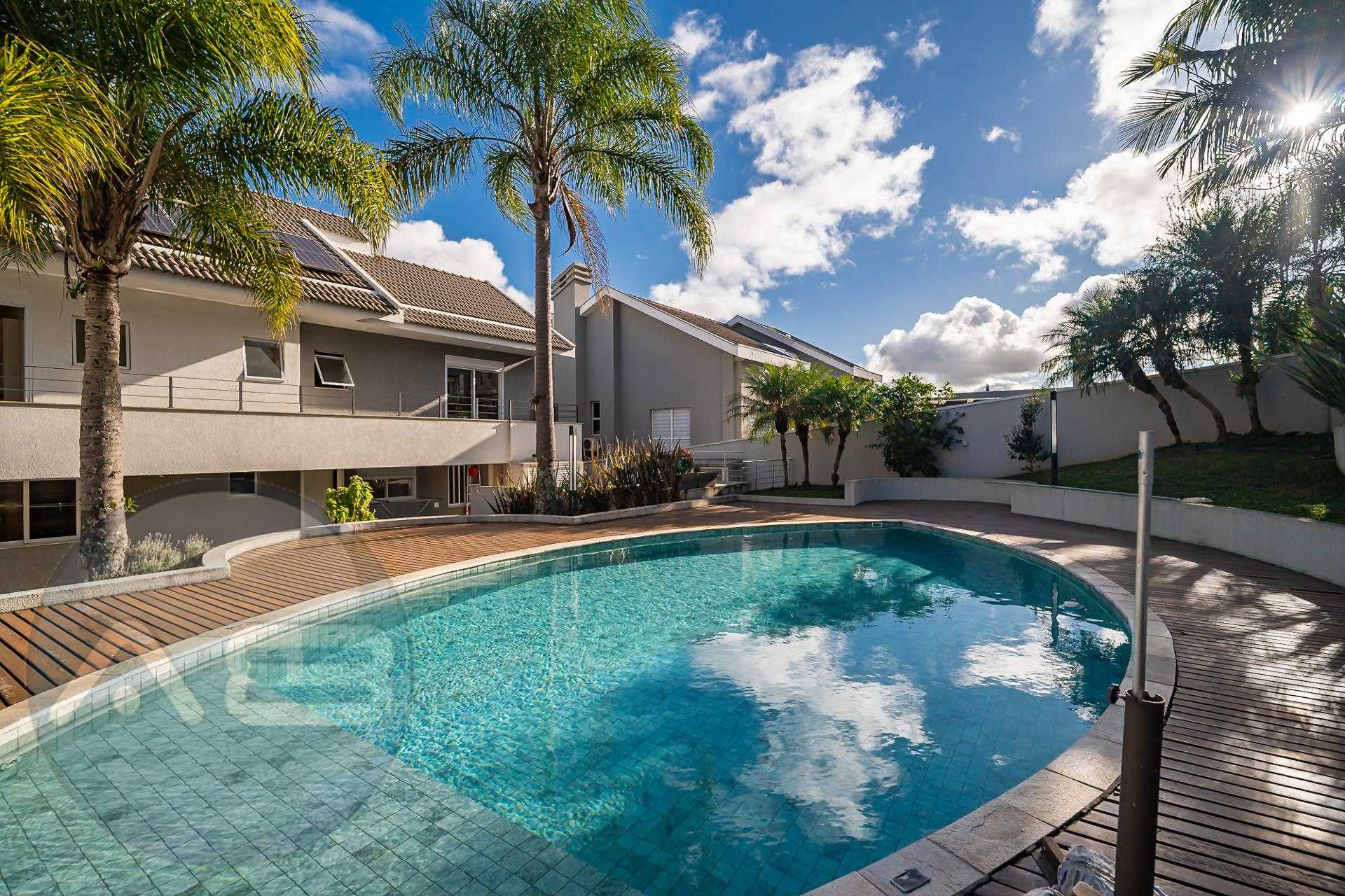 Casa  em  Alphaville Graciosa com 1.123 m  de terreno e quase ...