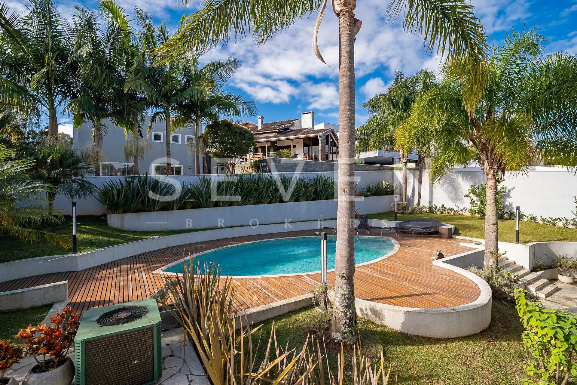 Casa  em  Alphaville Graciosa com 1.123 m  de terreno e quase ...