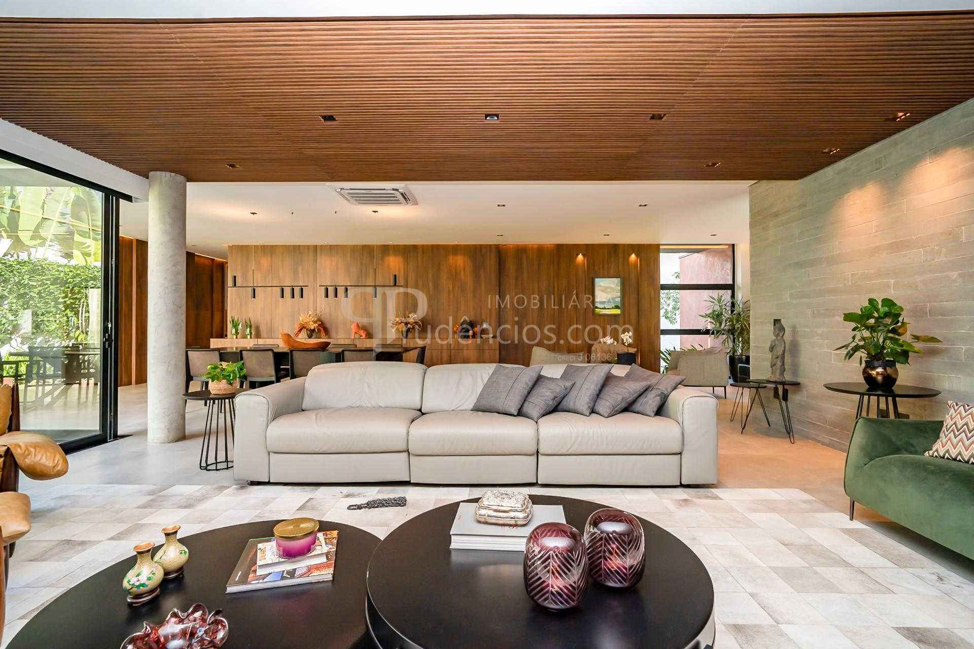 Apartamento ensolarado no Edif?cio Luz do Duque  Pr?ximo ao Sh...