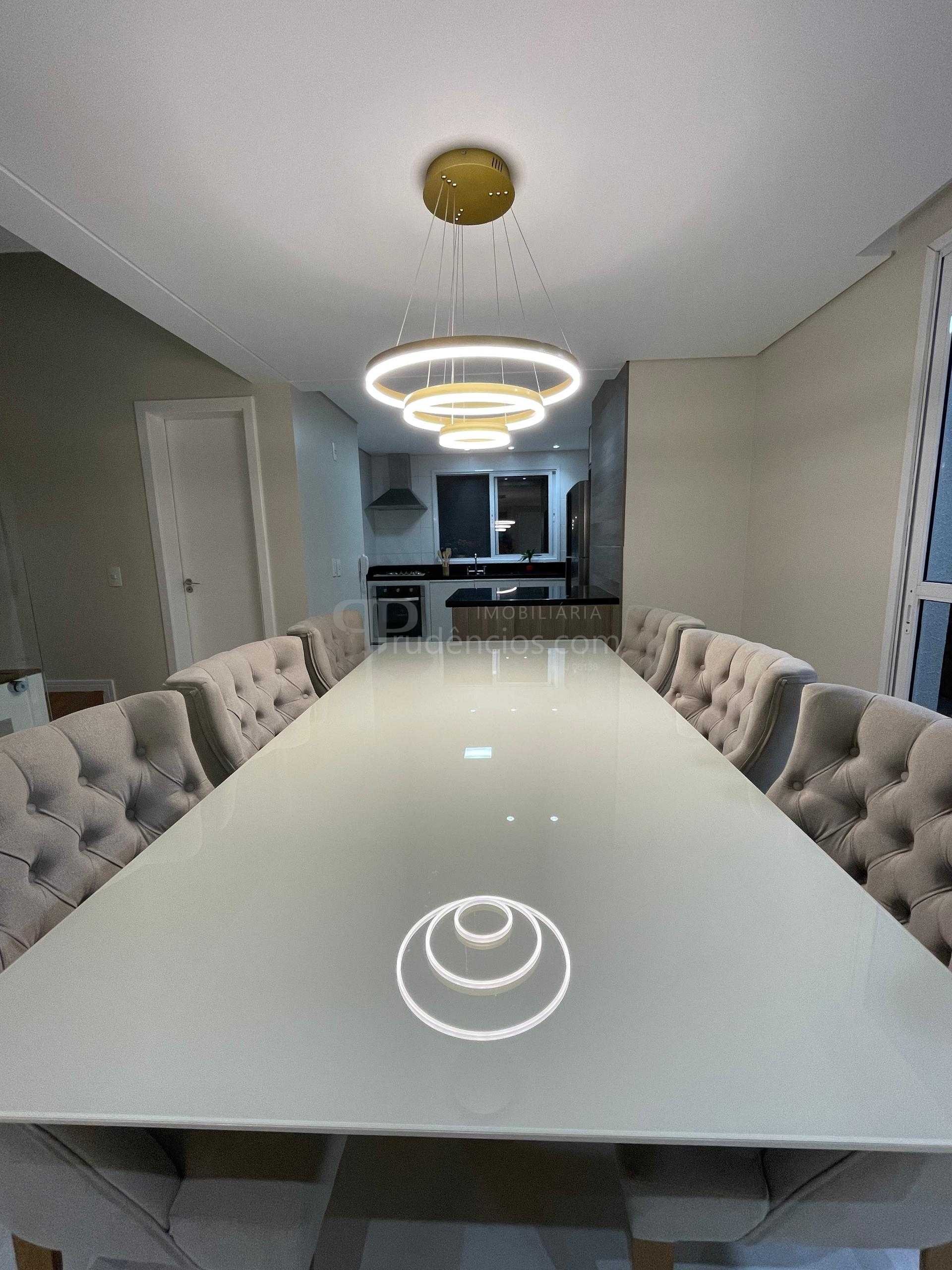 Linda casa em condominio clube na Estrada da Olaria - Paysage ...