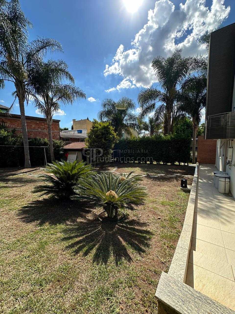 Casa à venda em condomínio fechado, Uberaba, CURITIBA - PR