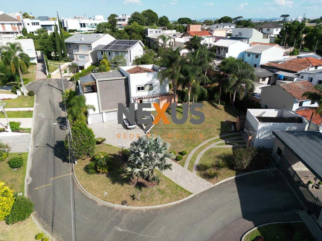 Casa à venda em condomínio fechado, Uberaba, CURITIBA - PR