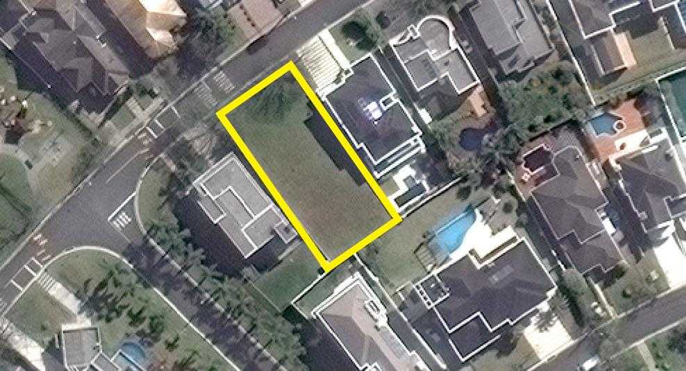 Terreno plano com 717 m2 à venda, residencial Parati, Alphavil...