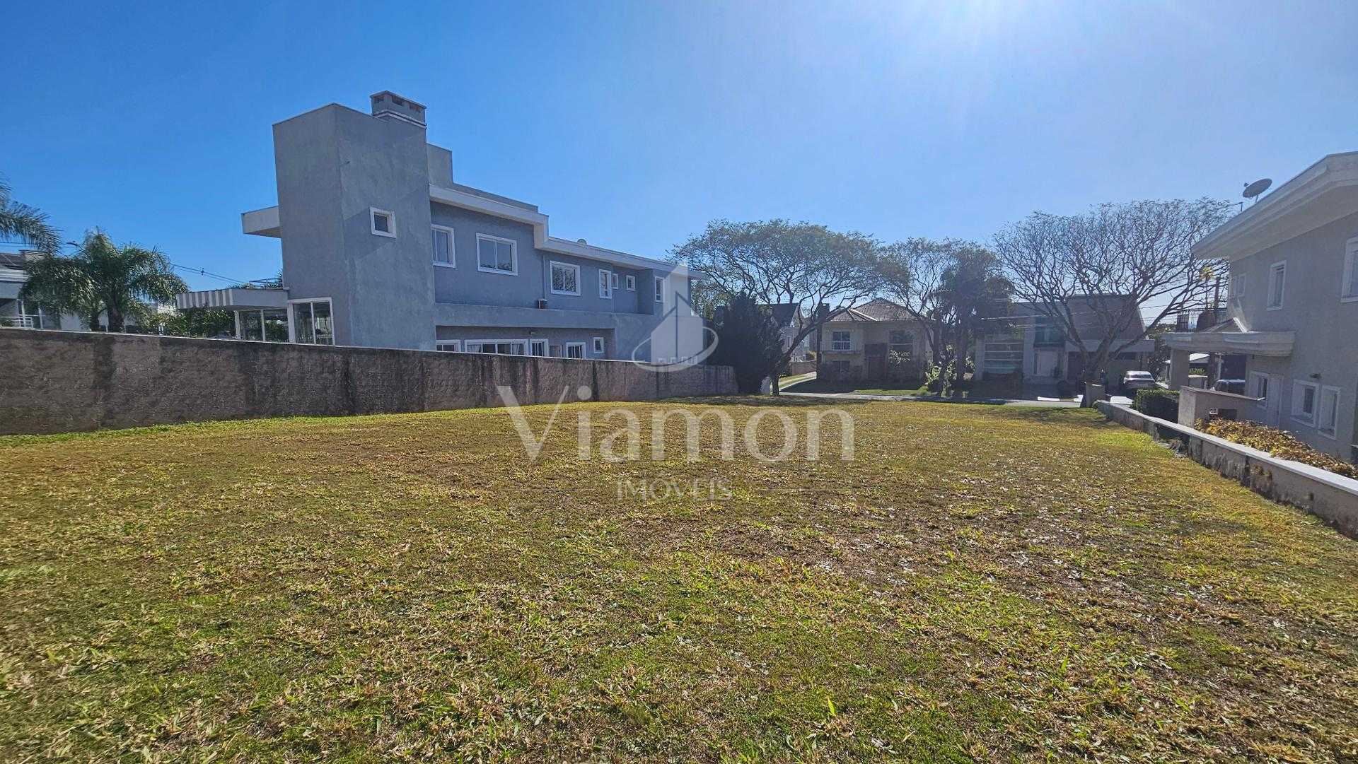 Terreno plano com 717 m2 à venda, residencial Parati, Alphavil...