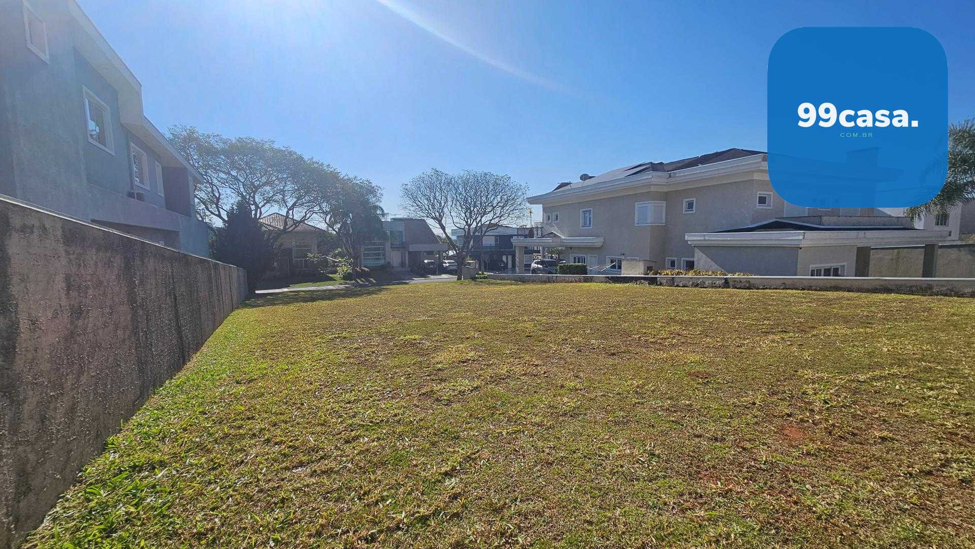 Terreno plano com 717 m2 à venda, residencial Parati, Alphavil...