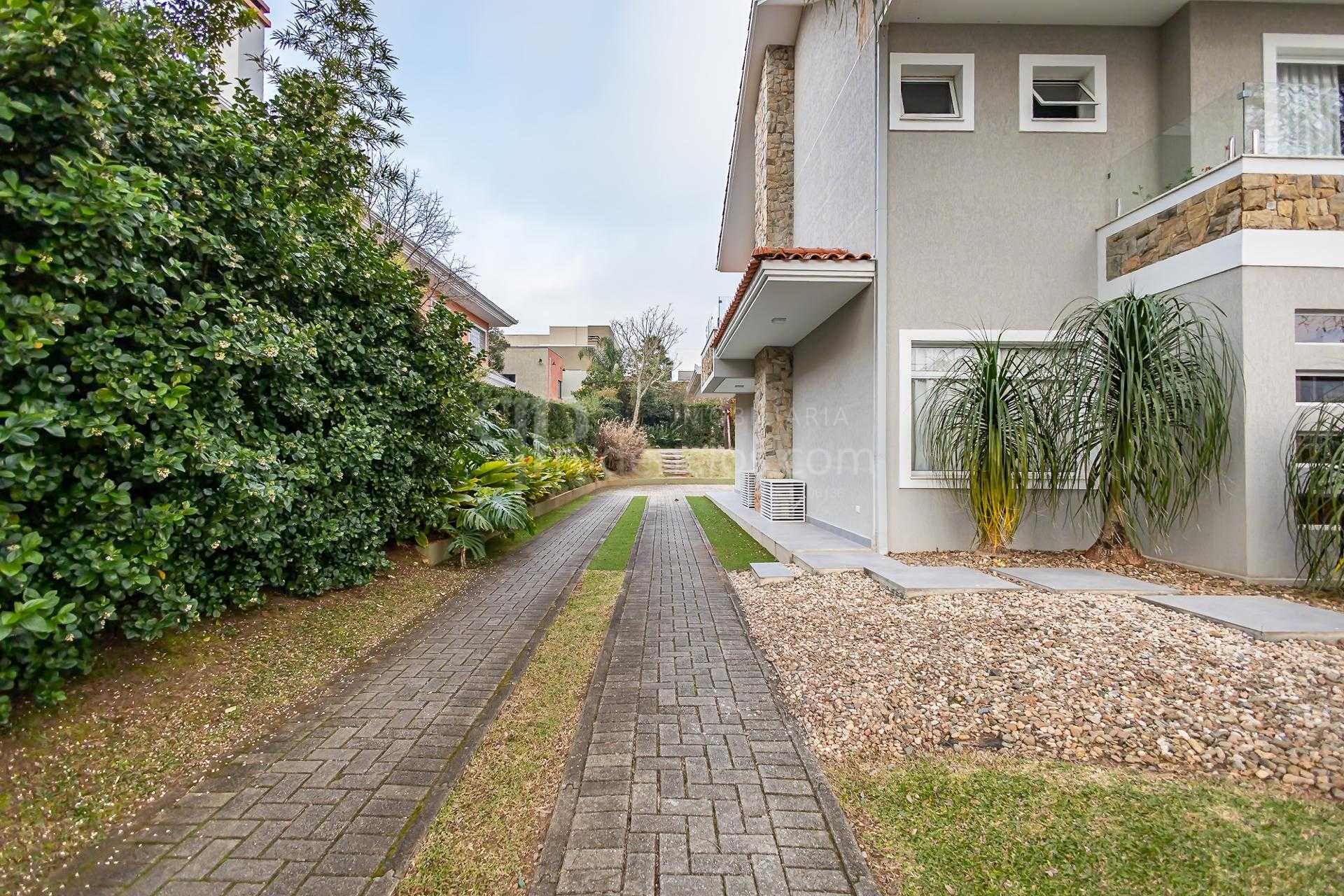 Casa à venda, 4 suítes no Alphaville Graciosa, PINHAIS - PR