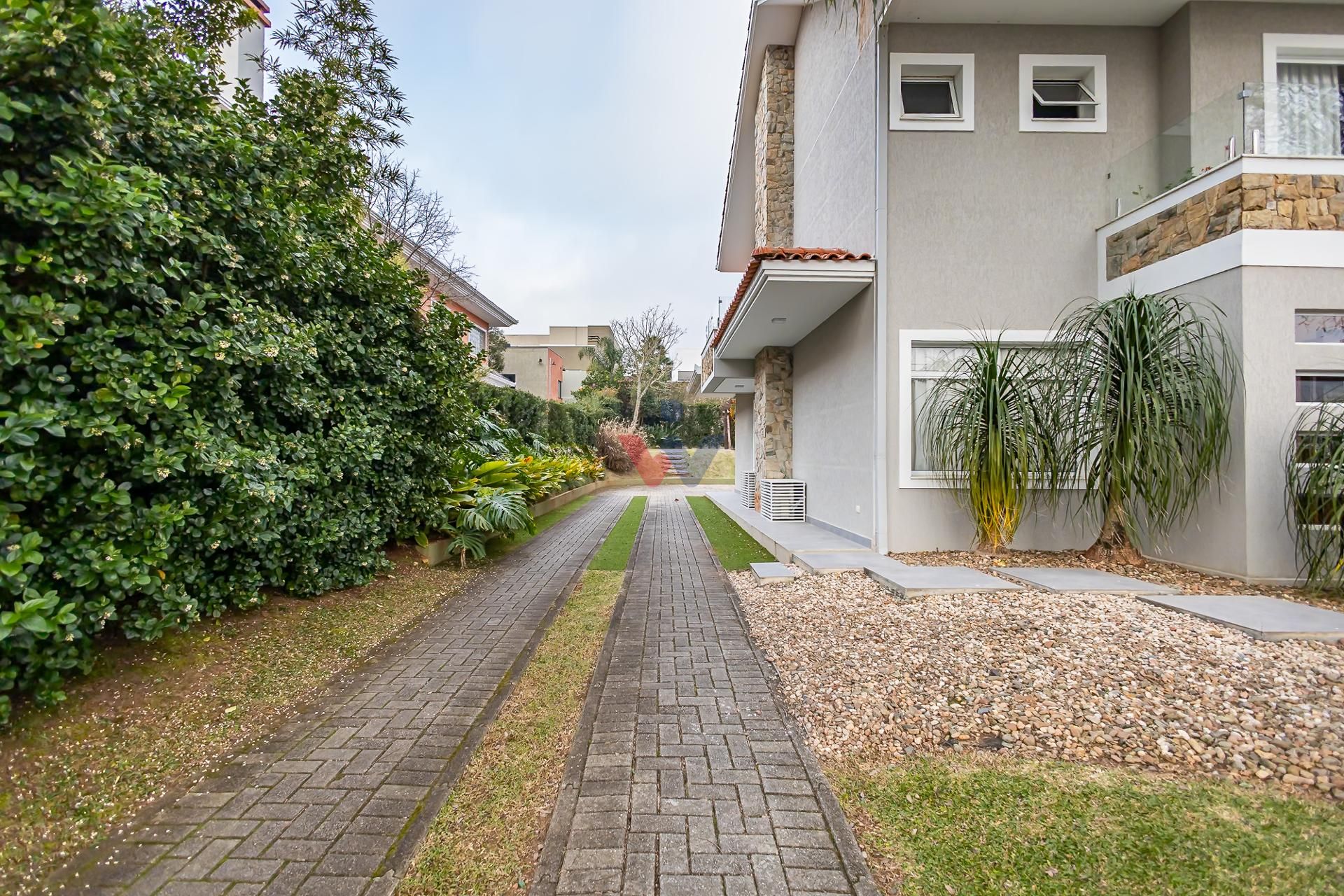 Casa à venda, 4 suítes no Alphaville Graciosa, PINHAIS - PR