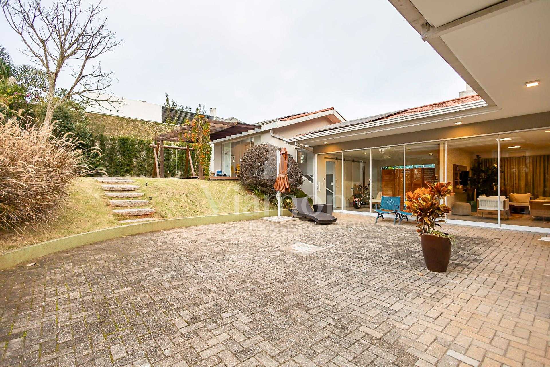 Casa à venda, 4 suítes no Alphaville Graciosa, PINHAIS - PR