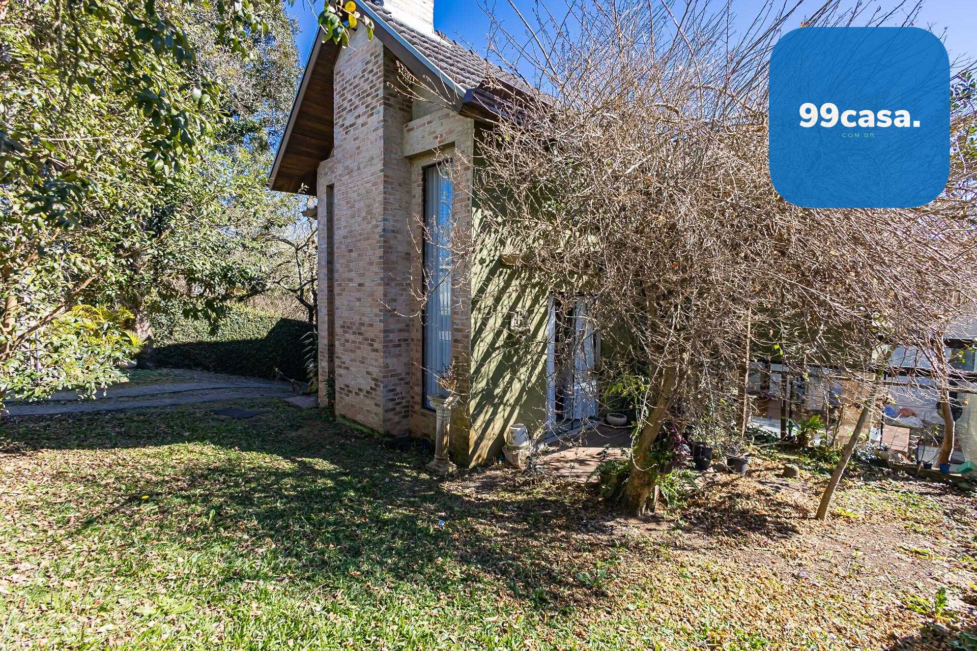 Casa com Toques Rústicos  3 Quartos, Suíte, Lareira, SPA no Pi...