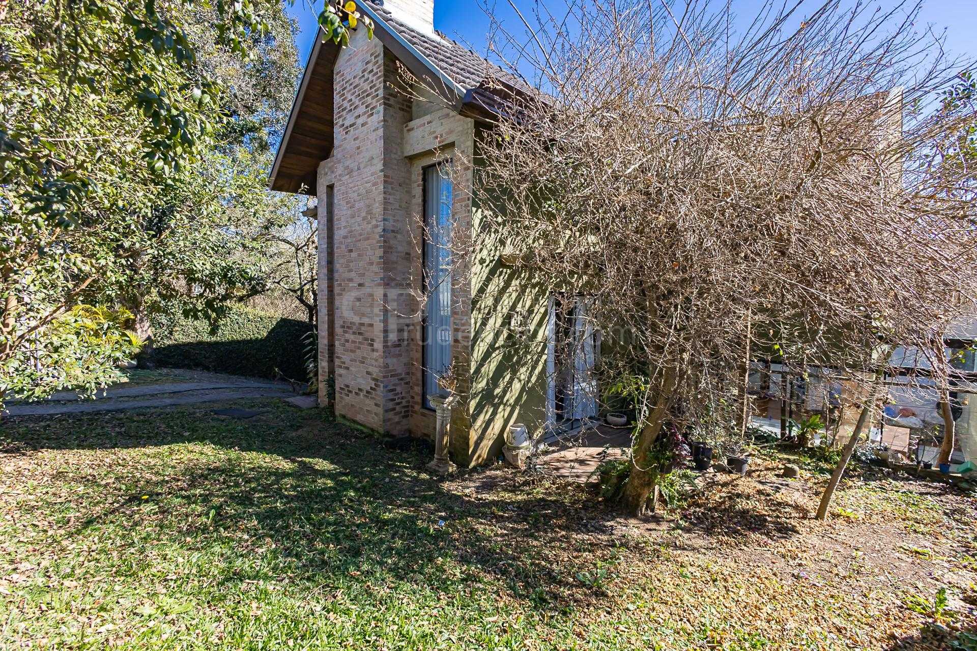 Casa com Toques Rústicos  3 Quartos, Suíte, Lareira, SPA no Pi...