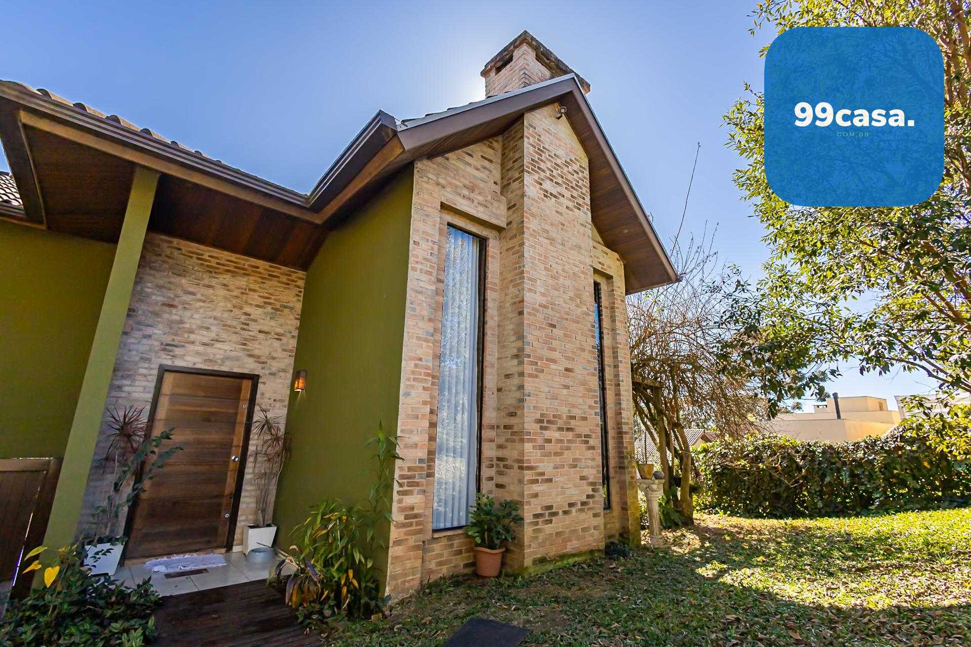 Casa com Toques Rústicos  3 Quartos, Suíte, Lareira, SPA no Pi...