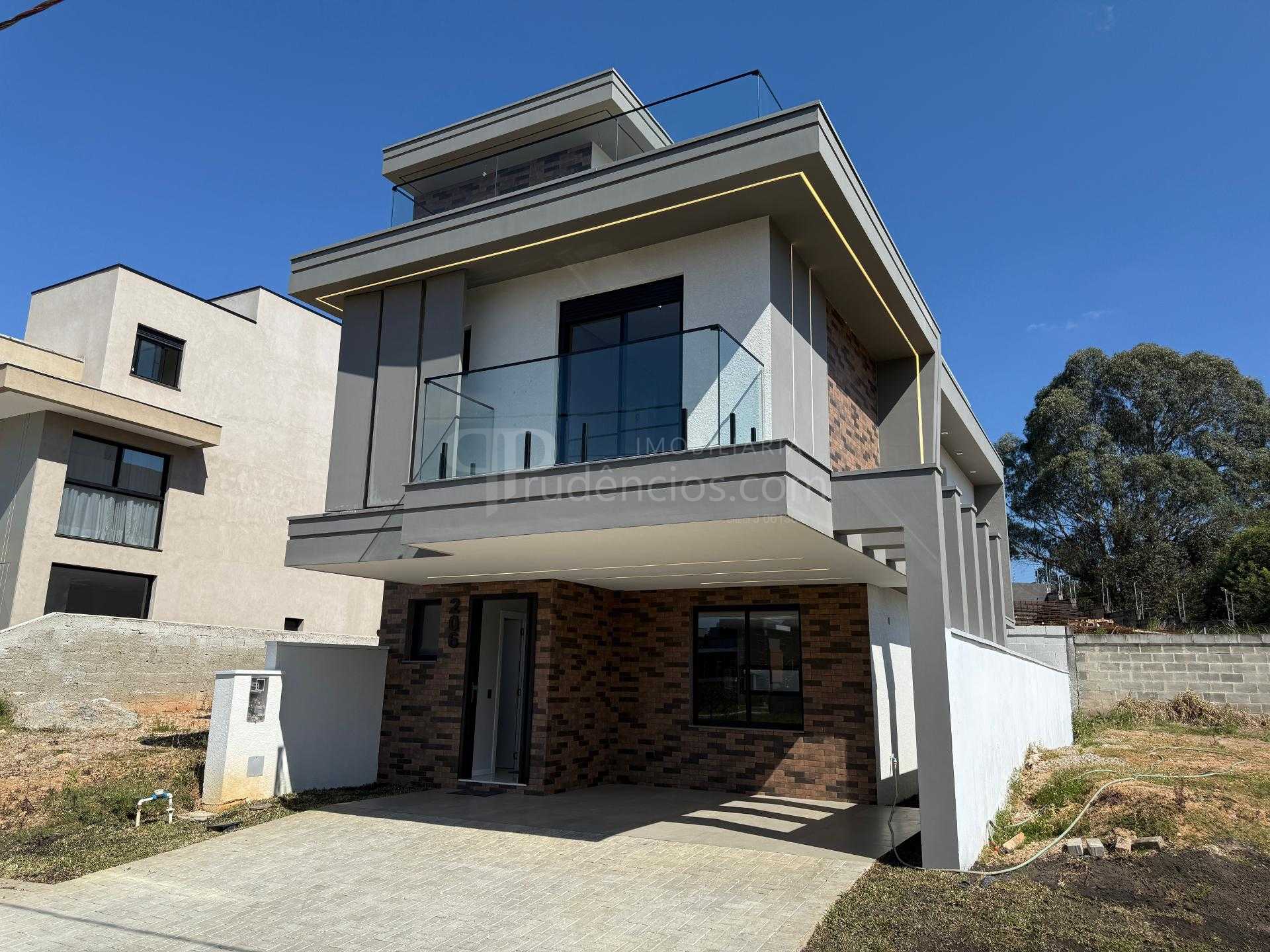 Casa com 4 dormitorios em condominio, santa cândida, CURITIBA ...