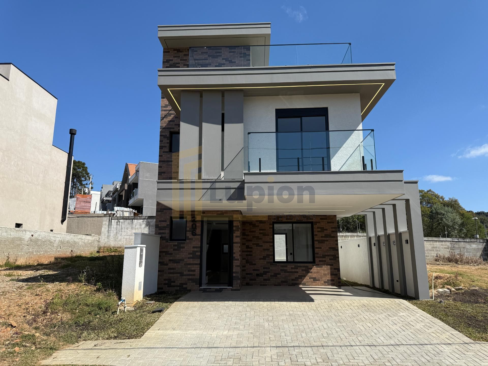 Casa com 4 dormitorios em condominio, santa cândida, CURITIBA ...