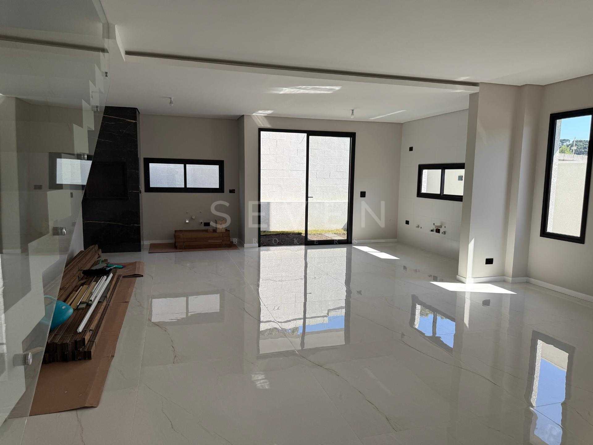 Casa com 4 dormitorios em condominio, santa cândida, CURITIBA ...