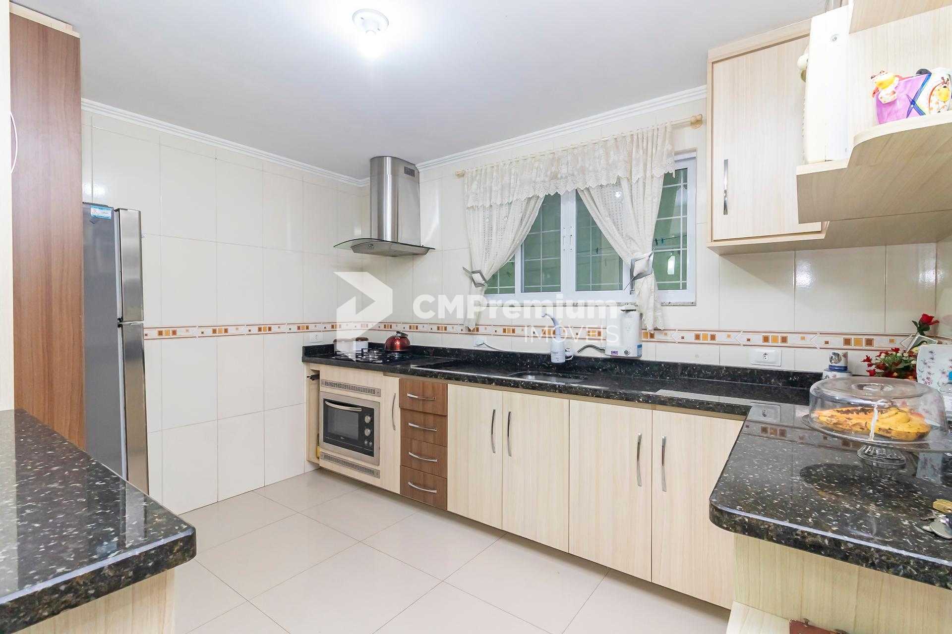 Casa térrea à venda, Boqueirão, CURITIBA - PR