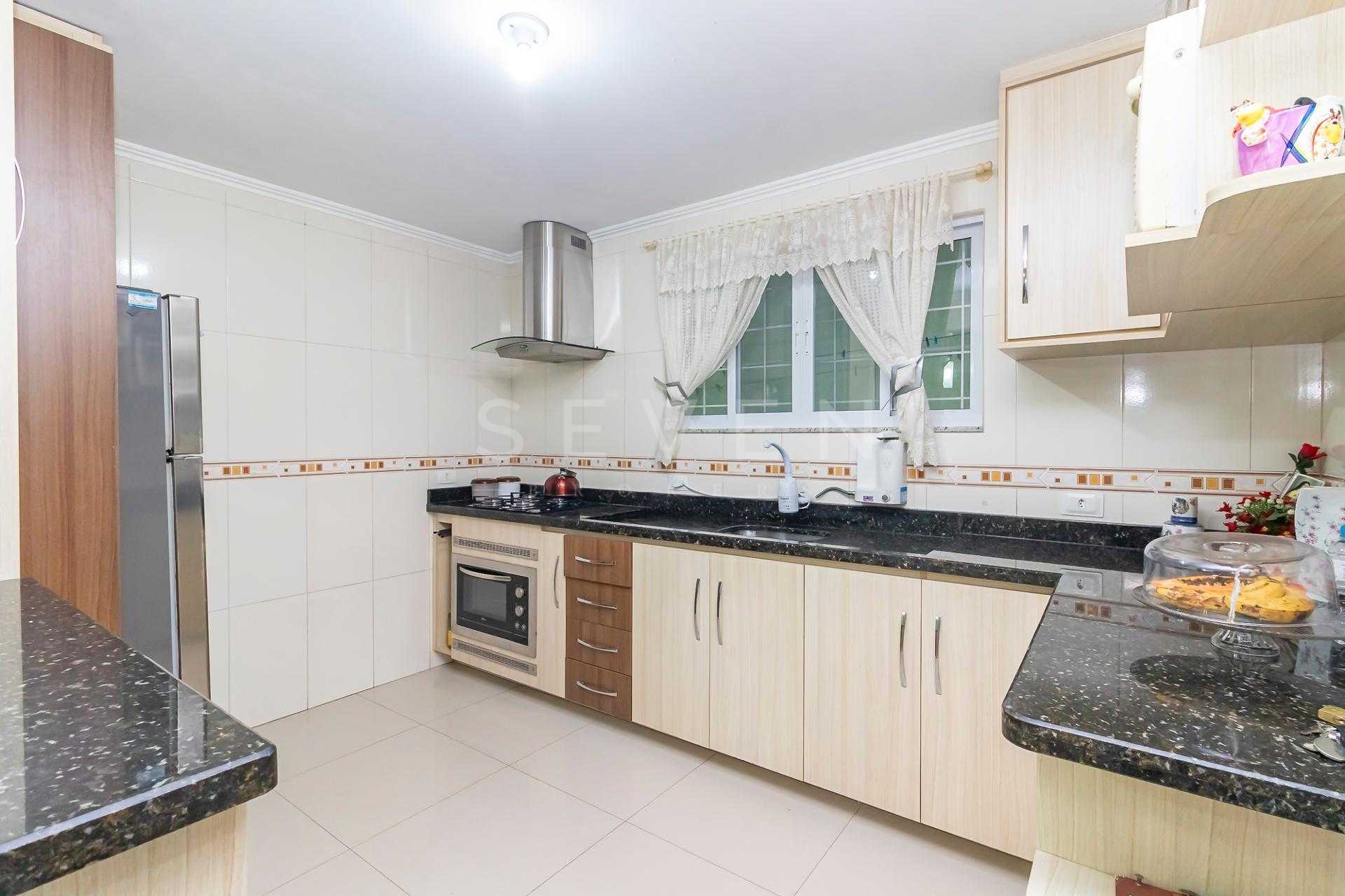 Casa térrea à venda, Boqueirão, CURITIBA - PR