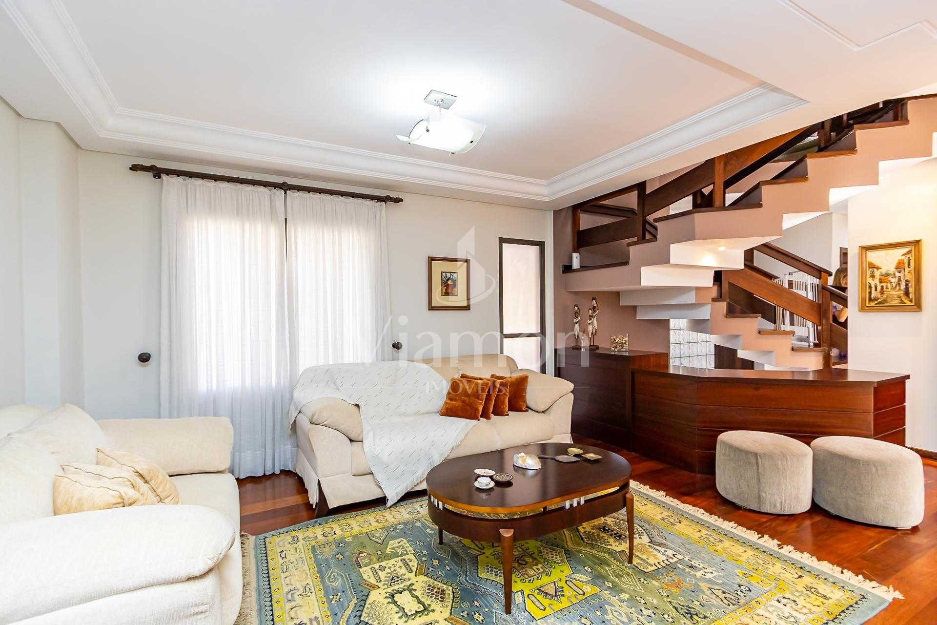 Casa com 278m  no condomínio Pinefields, Pinhais  4 Quartos  2...