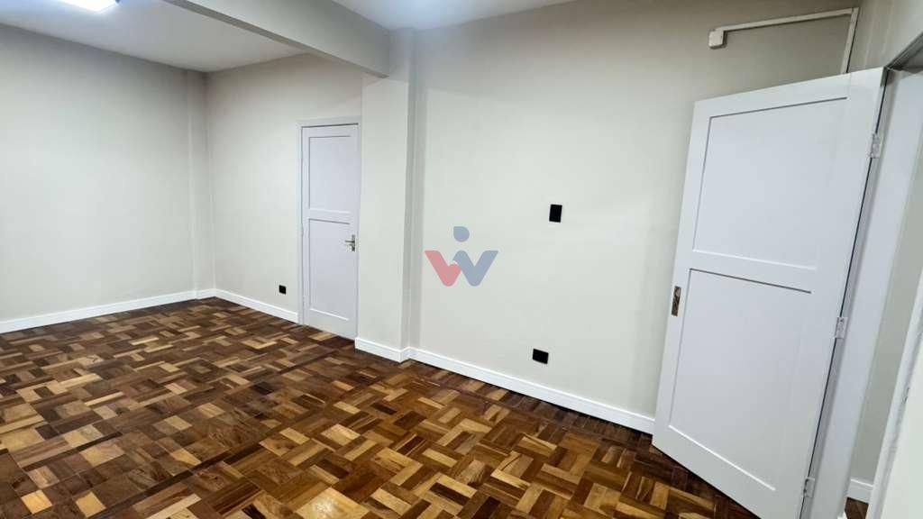 Sala comercial a venda  na Rua. Alameda Doutor Muricy, 970