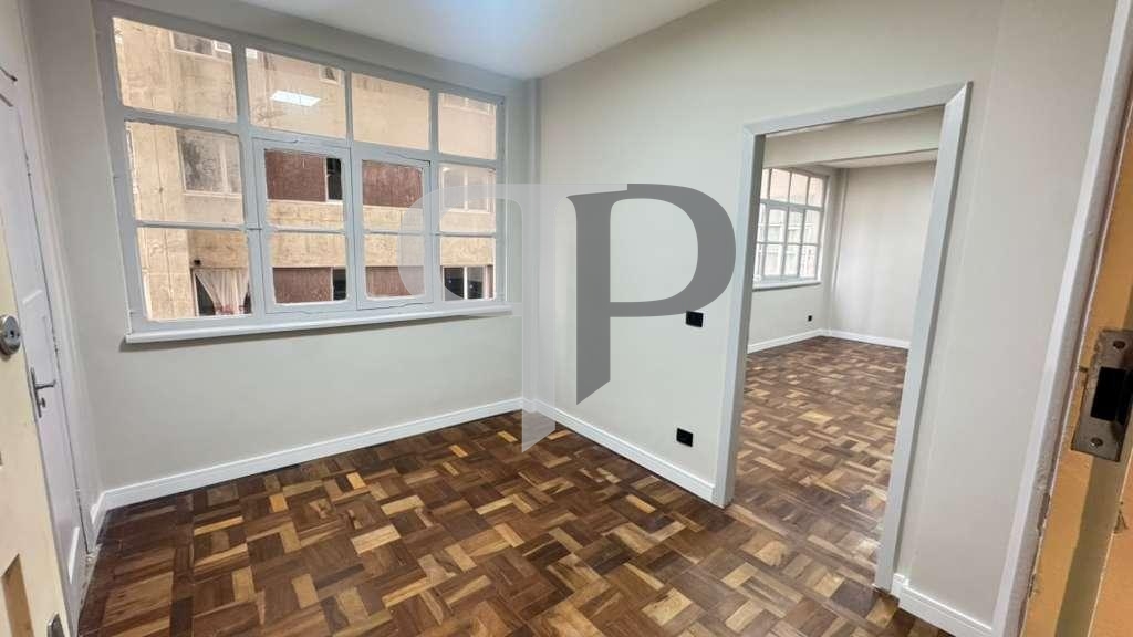 Sala comercial a venda  na Rua. Alameda Doutor Muricy, 970