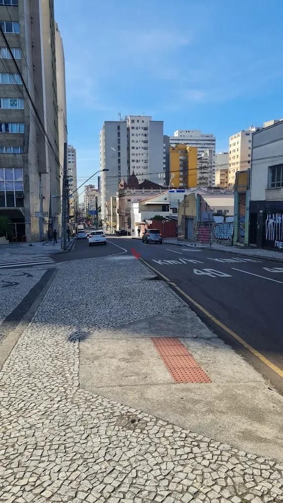 Sala comercial a venda  na Rua. Alameda Doutor Muricy, 970