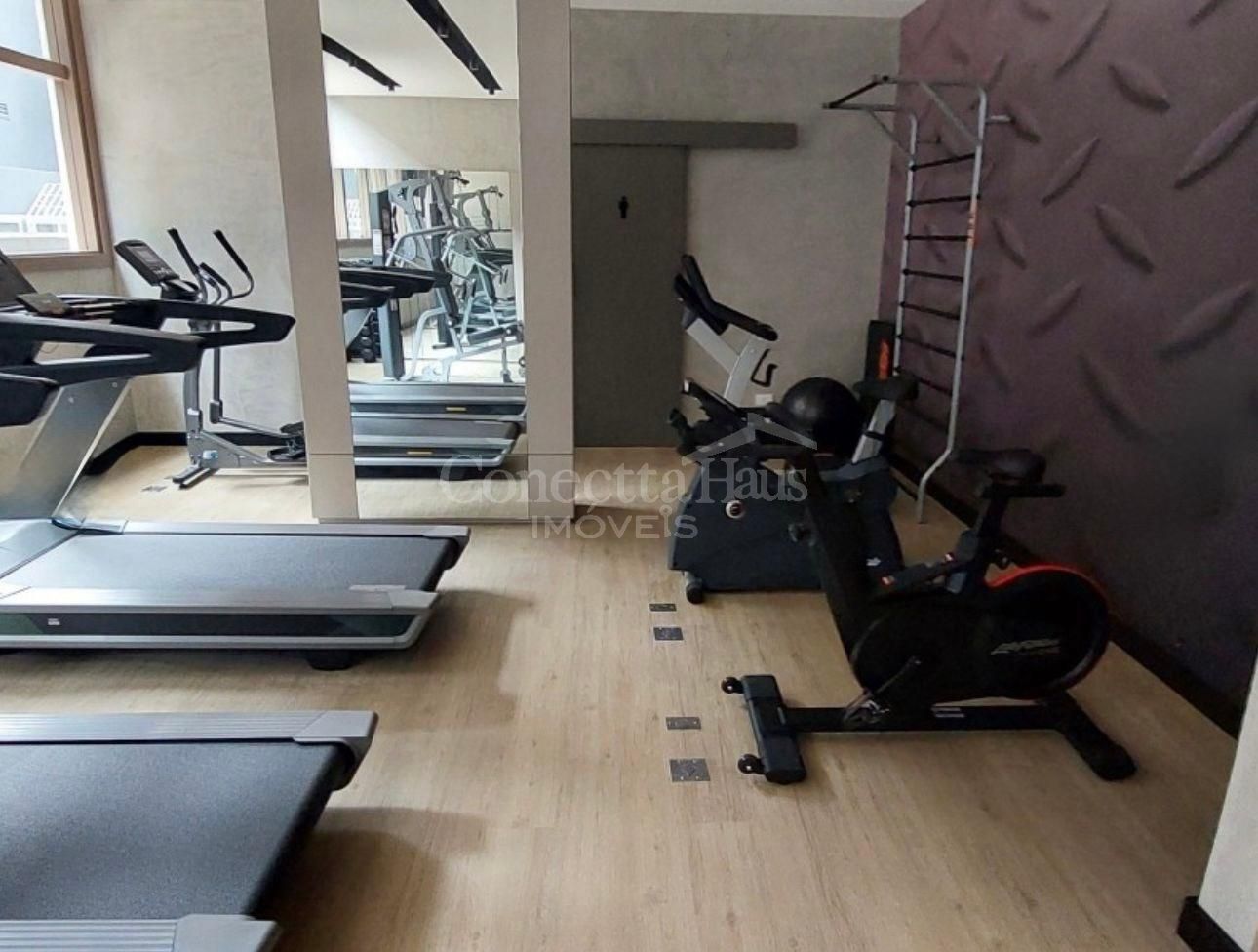 DUPLEX NO CORAÇÃO DO BATEL, 95m  privativos, 2 vagas. Rua Gute...