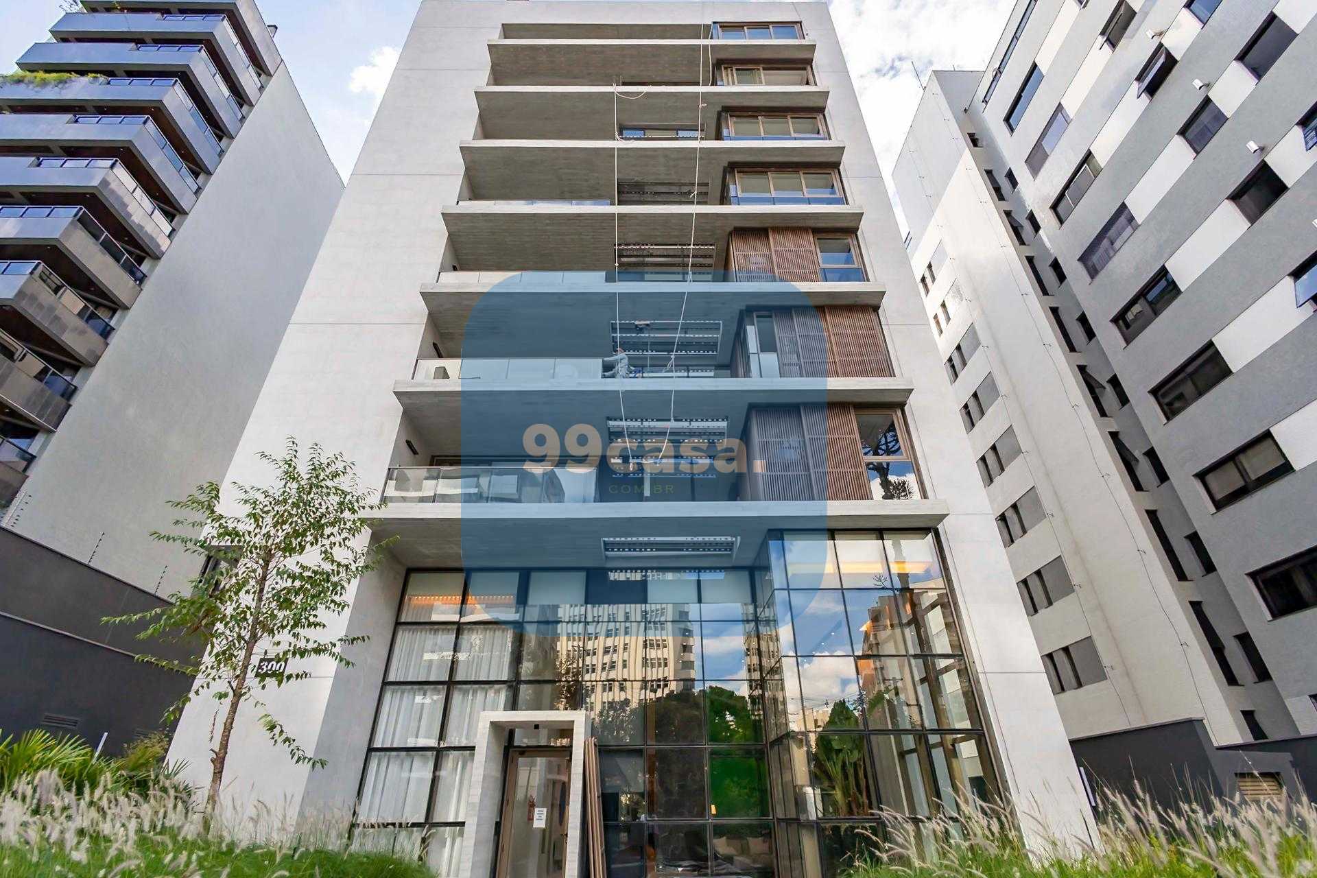 DUPLEX NO CORAÇÃO DO BATEL, 95m  privativos, 2 vagas. Rua Gute...