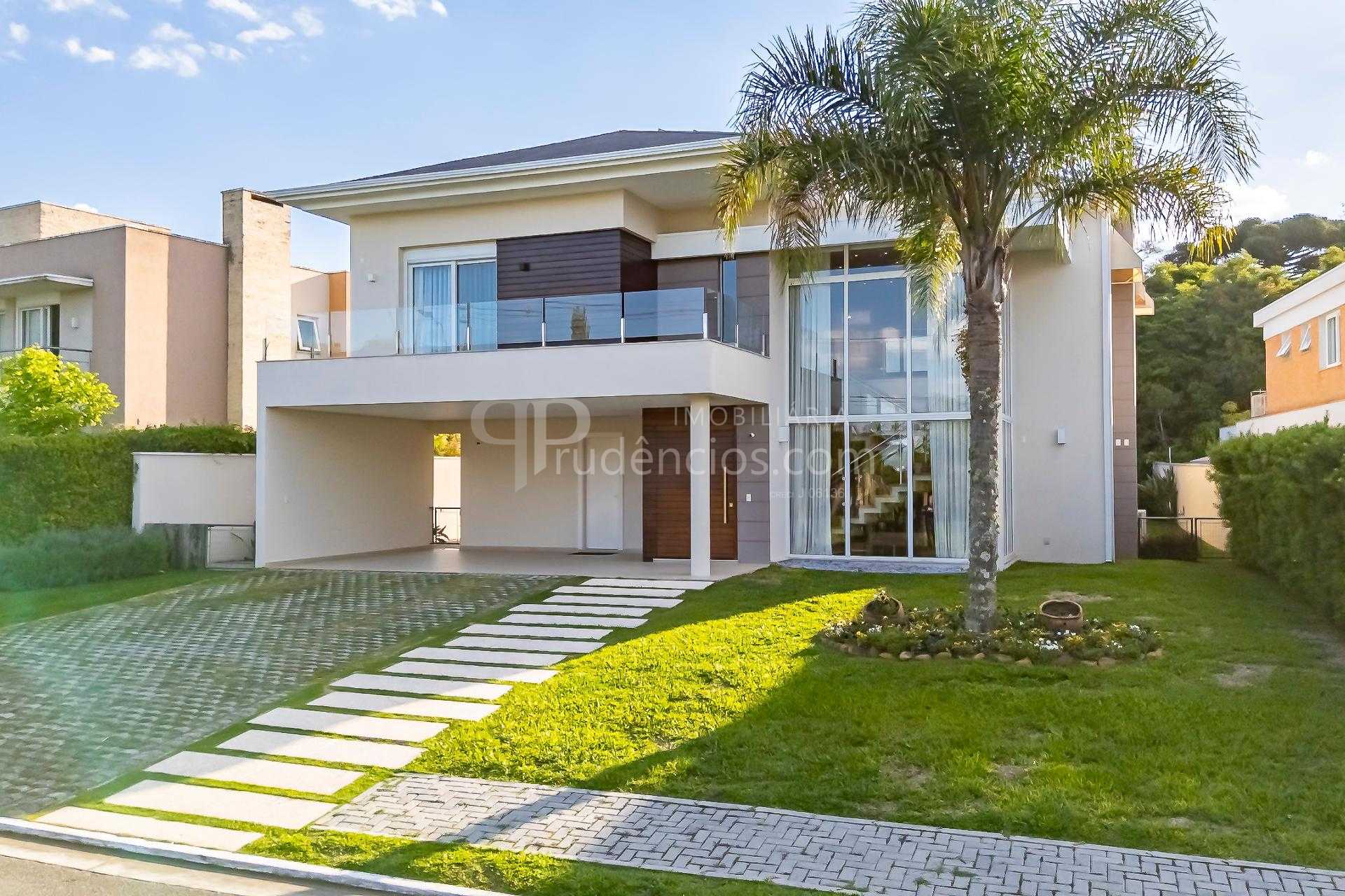 Terreno em Localiza??o Estrat?gica Paralela ? Jo?o Bettega  Po...