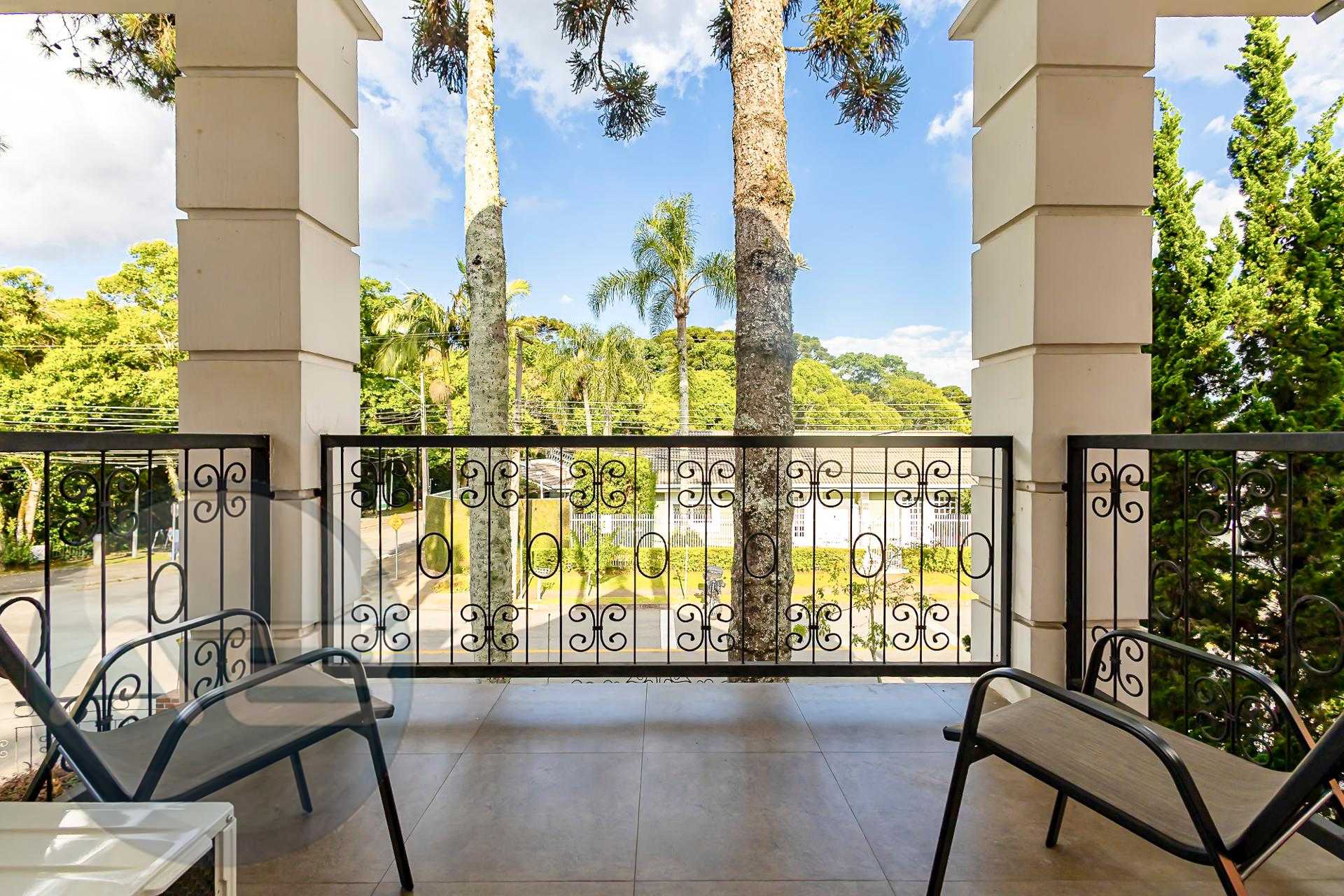 Casa Icônica no Jardim Social em frente do Bosque de Portugal ...