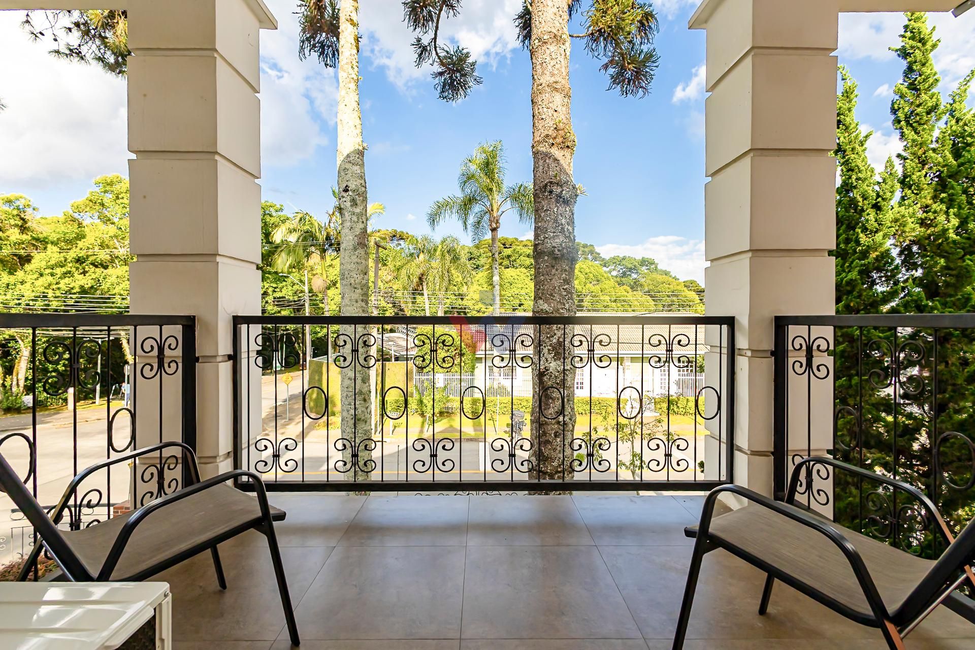 Casa Icônica no Jardim Social em frente do Bosque de Portugal ...