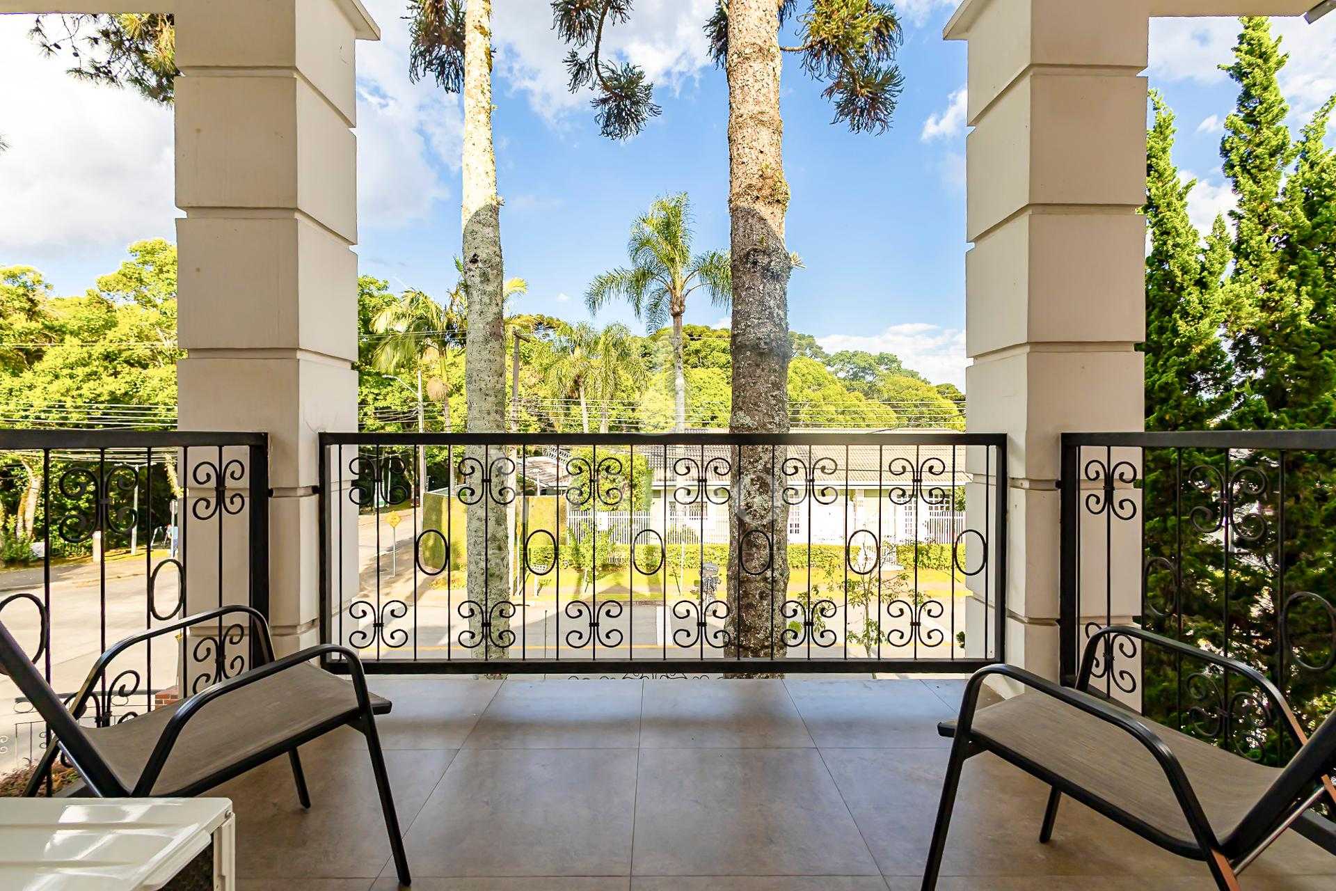 Casa Icônica no Jardim Social em frente do Bosque de Portugal ...