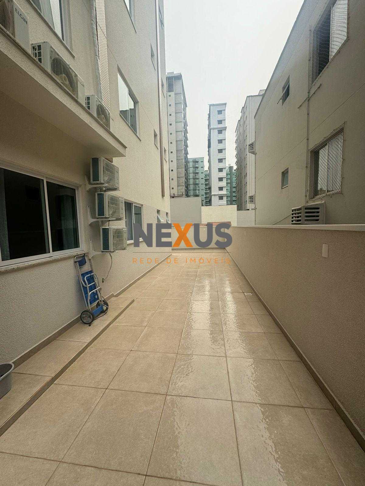 Apartamento à venda 3 suítes 199m2, Meia Praia, ITAPEMA - SC