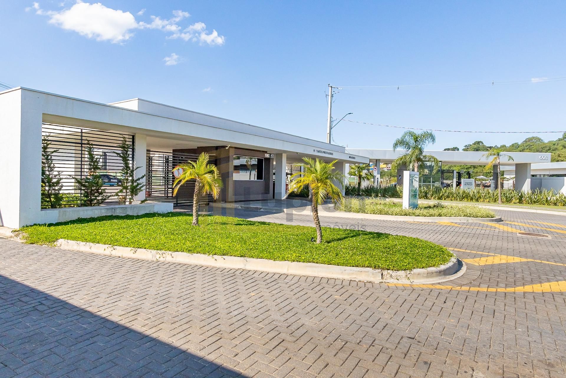 Terreno no Paysage Vivendas do Bosque 181m  - de R  289.900 po...