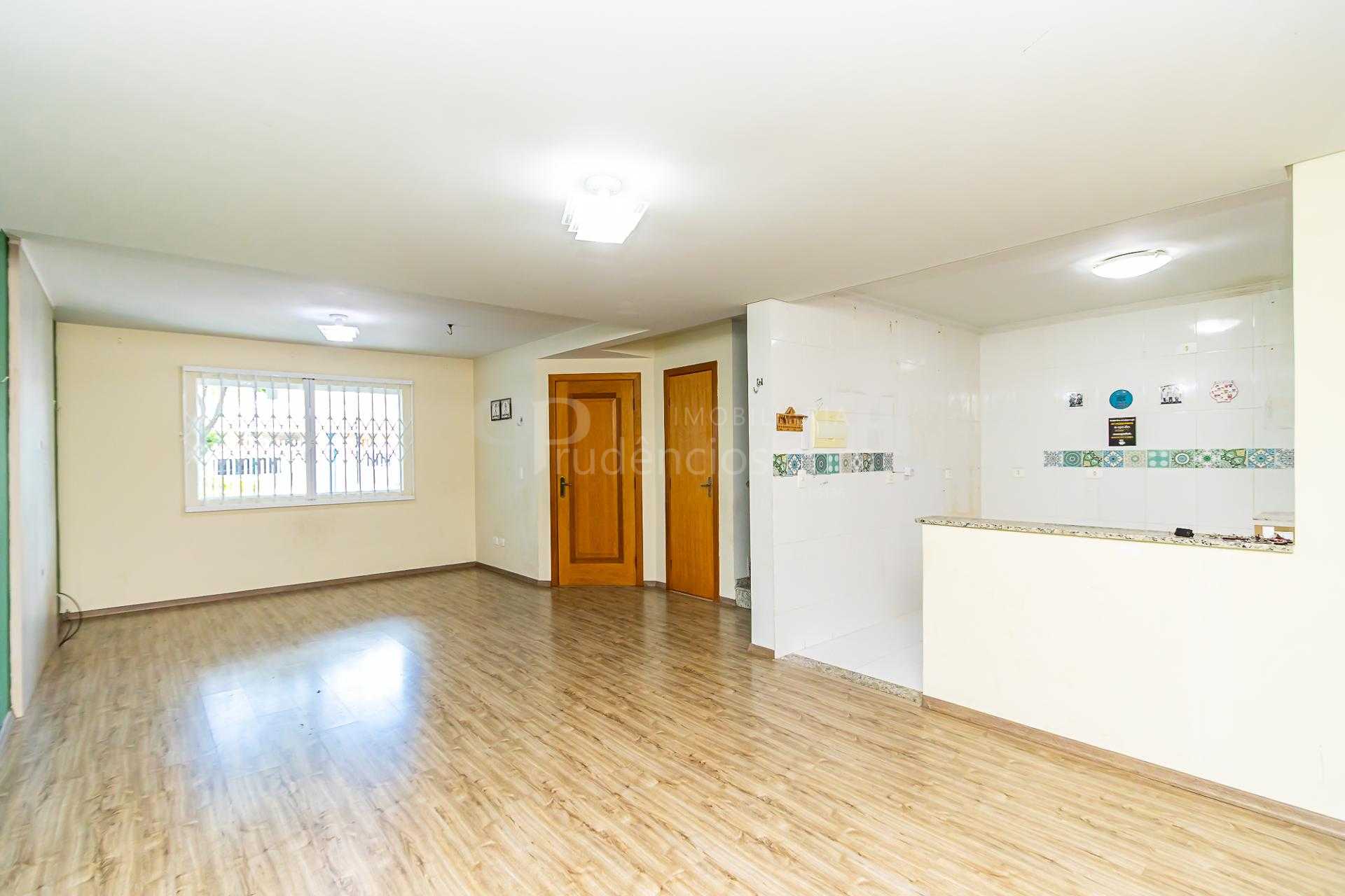 Cajuru Sobrado 3 Dorms, Suíte c  Hidro, Ático, Perto de Tudo