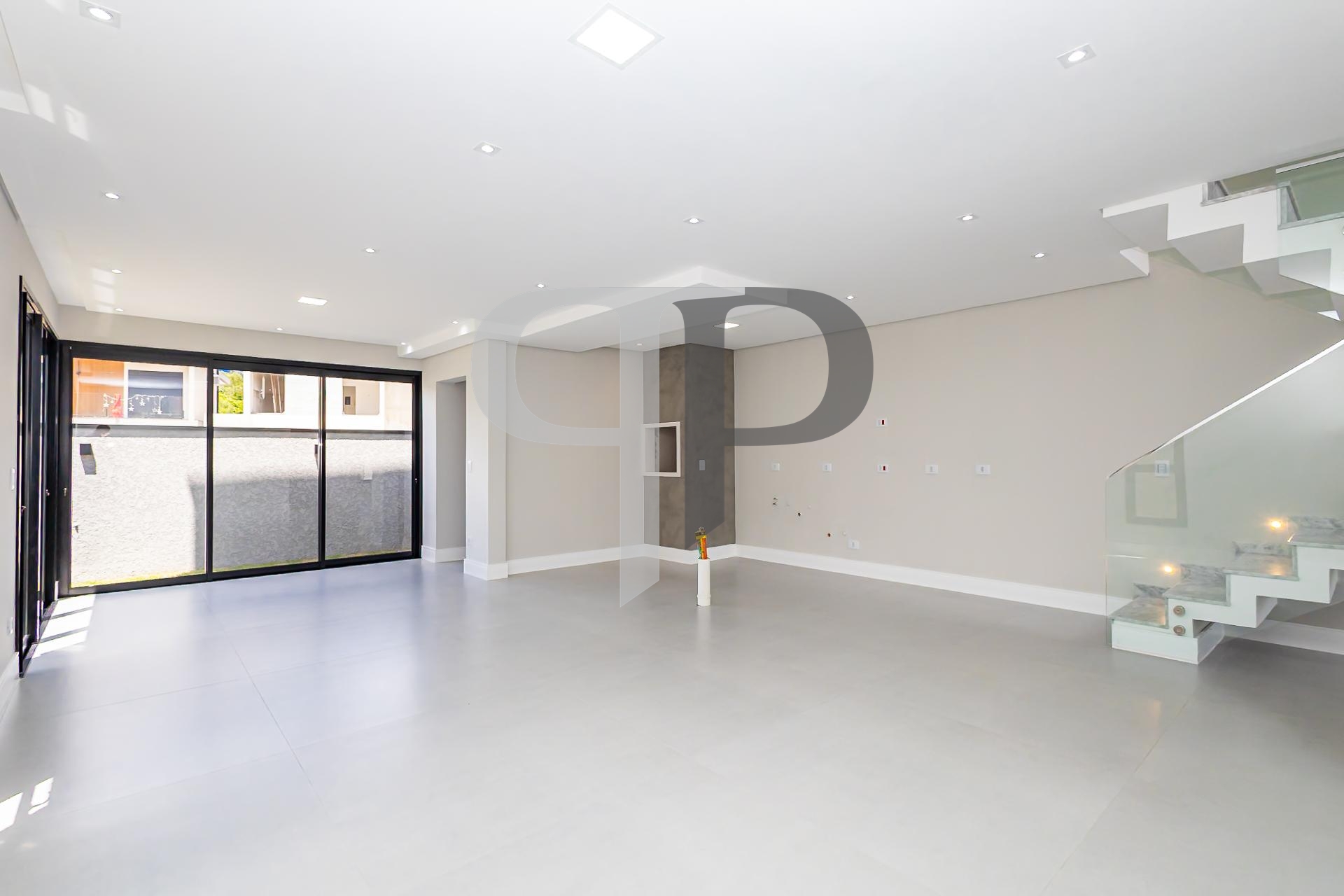 Casa com 3 suites Ã  venda, 213.53 m , santa cÃ¢ndida, CURITIB...