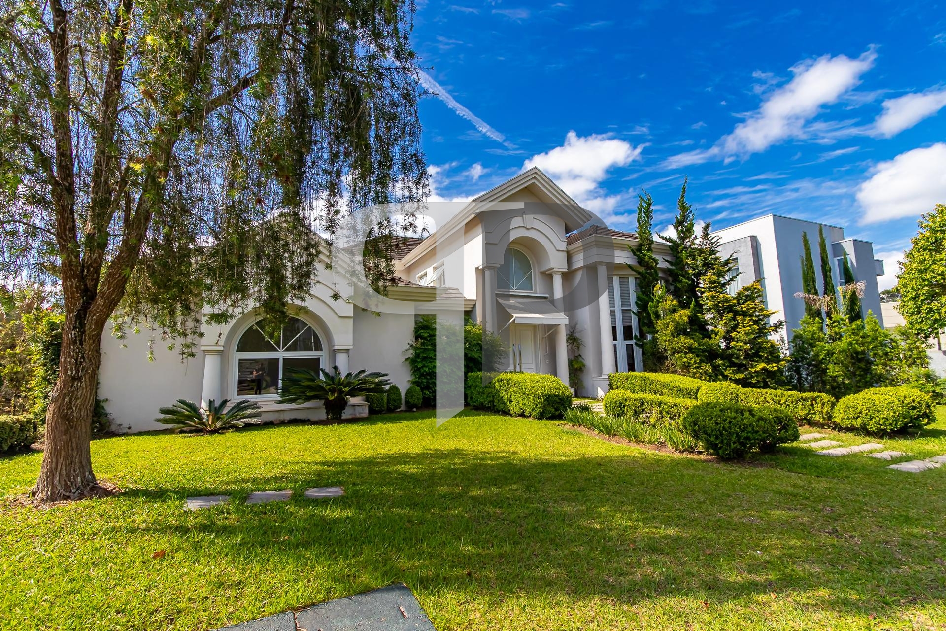 Casa ? venda, 4 dorm, 4 vagas - Alphaville Graciosa, PINHAIS - PR